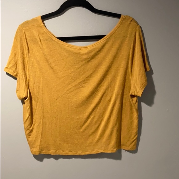 Yellow, criss cross crop top - Picture 2 of 2